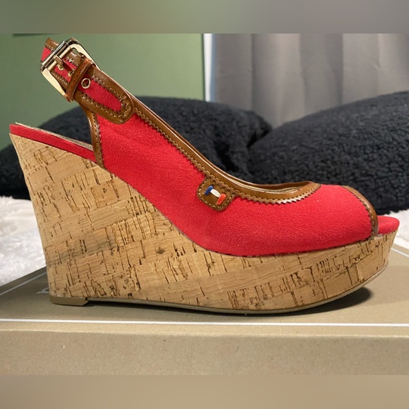 Red Platform Wedge Sz 7 Lk New - Picture 4 of 5